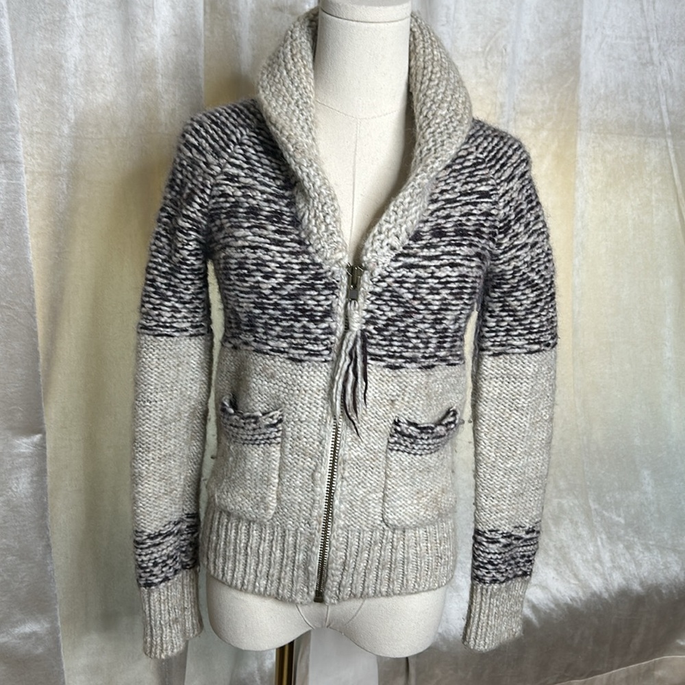 Wilfred Free Wool Sweater Jacket Sz S Maroon and light grey Artitzia